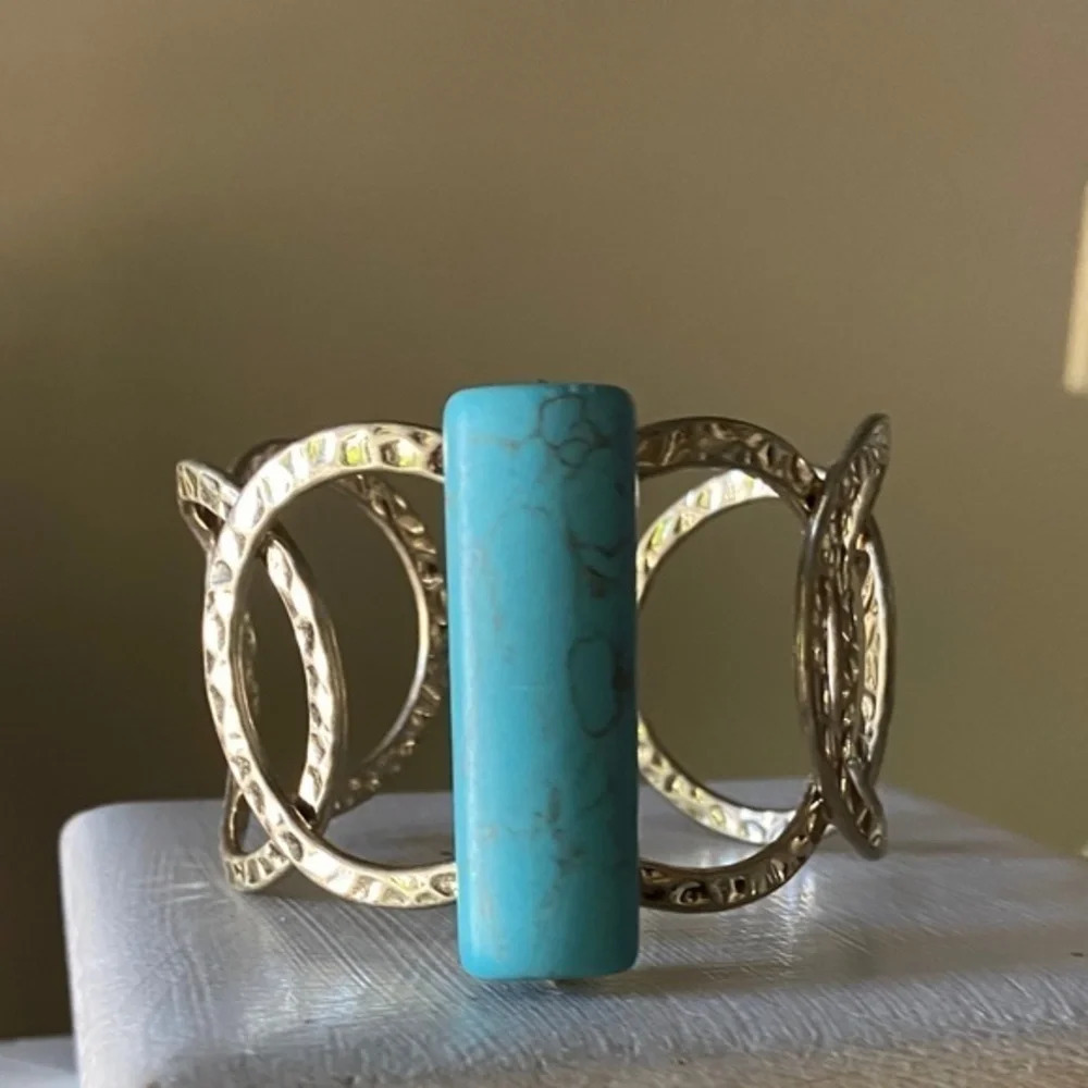 Turquoise Hammred Silver Ring Wide Cuff Bracelet